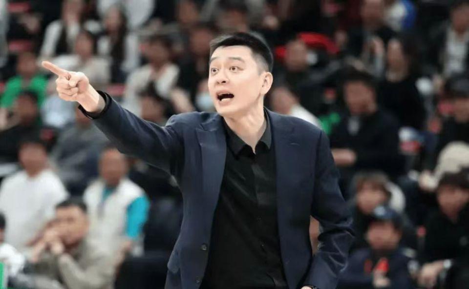 IM电竞登录入口-杨鸣下课，辽宁队加速重建，还有这三个问题需要解决